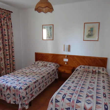 Hotel Benet Pinares 3*